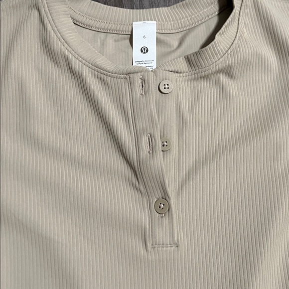 Lululemon All Aligned Ribbed Long-Sleeve Henley Dress Sheer Oak Size 6 - Picture 3 of 7